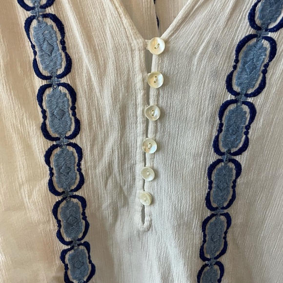 Lord and Taylor White Blue Blouse - Picture 3 of 10